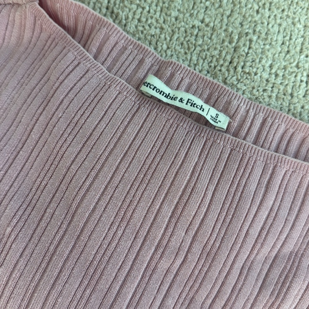 Abercrombie & Fitch Pink Ribbed Bodysuit - Picture 2 of 4